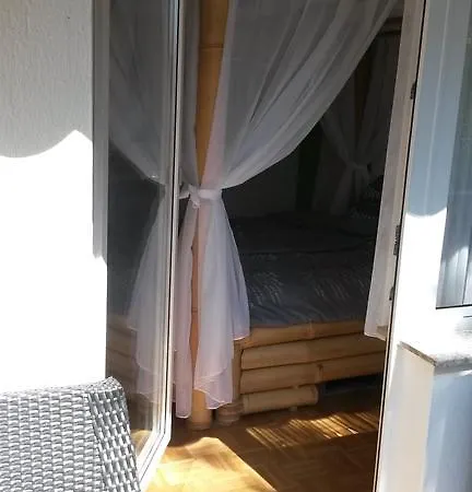 Dussel Apartment