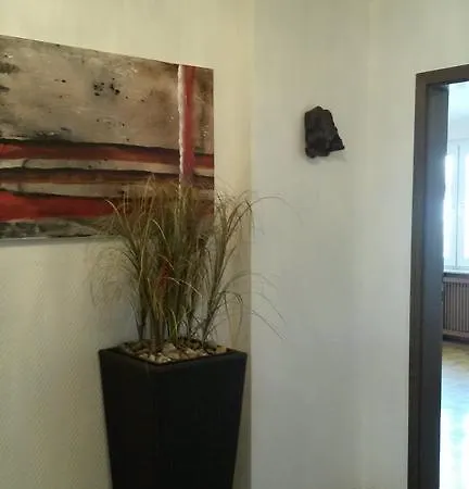 Dussel Apartment *